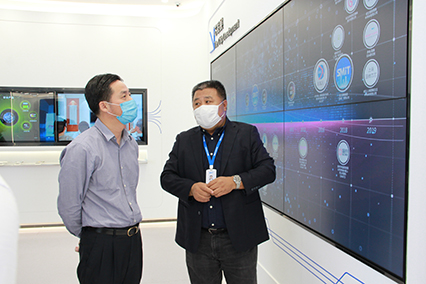 廣東省工業(yè)和信息化廳楊鵬飛副廳長一行赴國微集團(tuán)考察調(diào)研